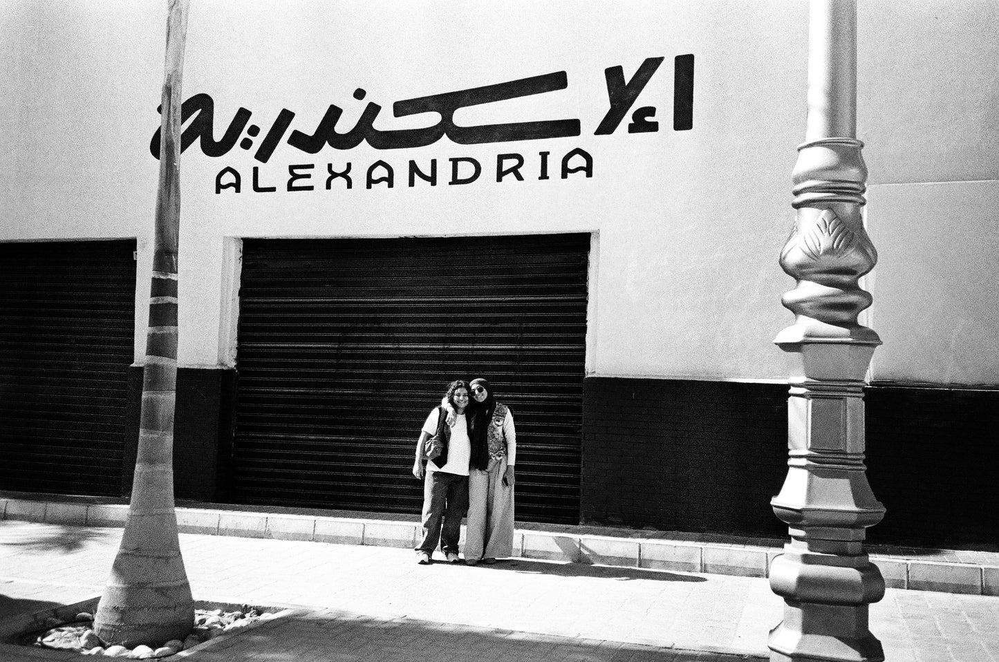 CAS Black Metropolis 100/200 - Experimental B&W ECN2 35mm Film - 27 Exposures