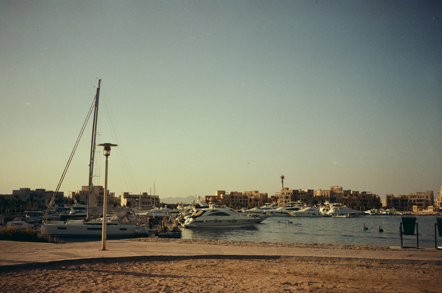 CAS Hello Sunshine 50 - Experimental ECN2 35mm Film - 27 Exposures