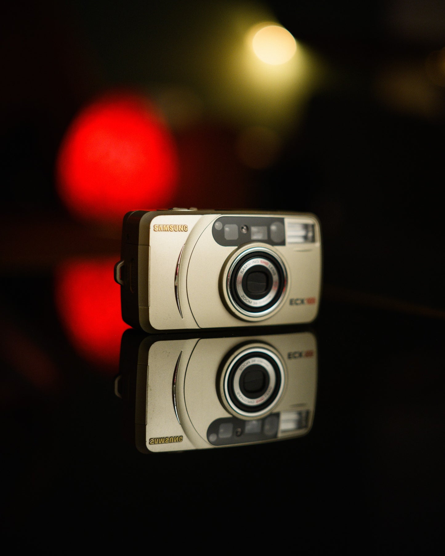 Samsung ECX 105 - 35mm Film Camera