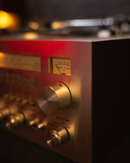 [Complete Sound System] Akai ac3800 Amplifier + Built-in Vinyl pickup with Akai Speakers